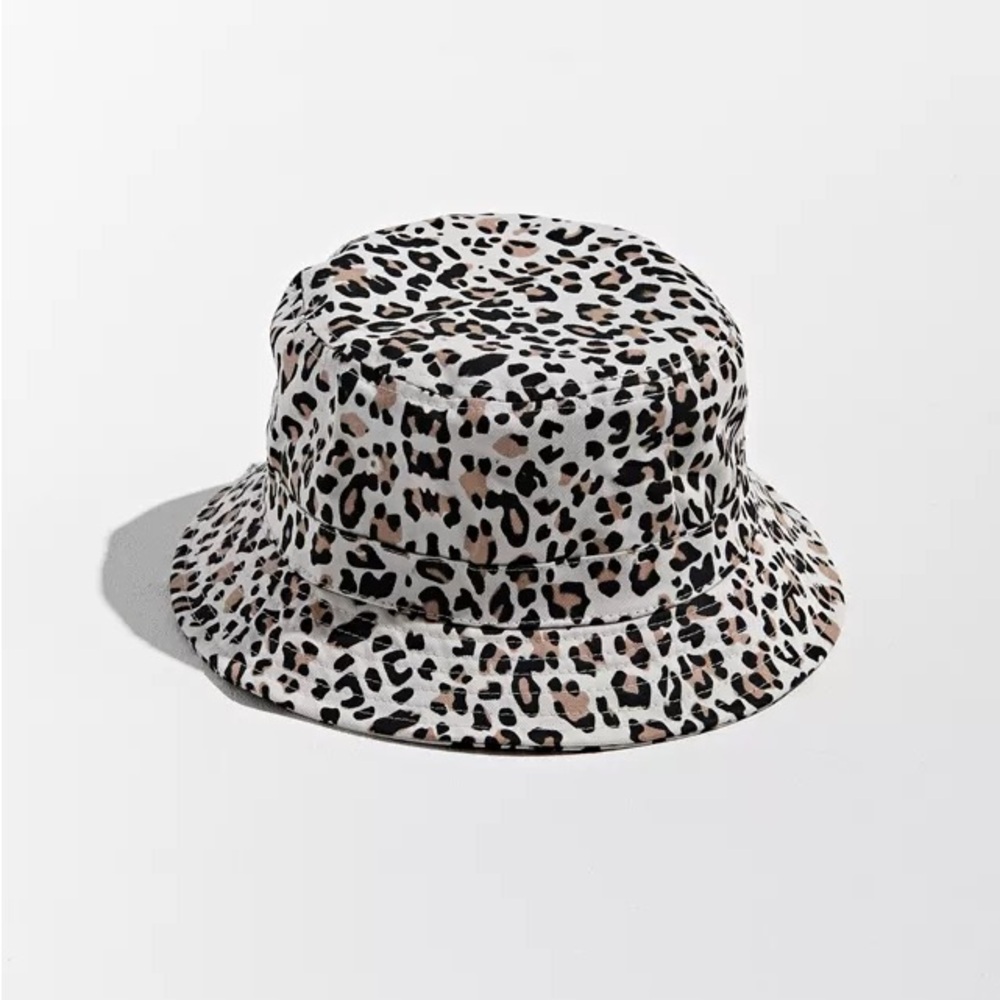 cheetah print canvas bucket hat